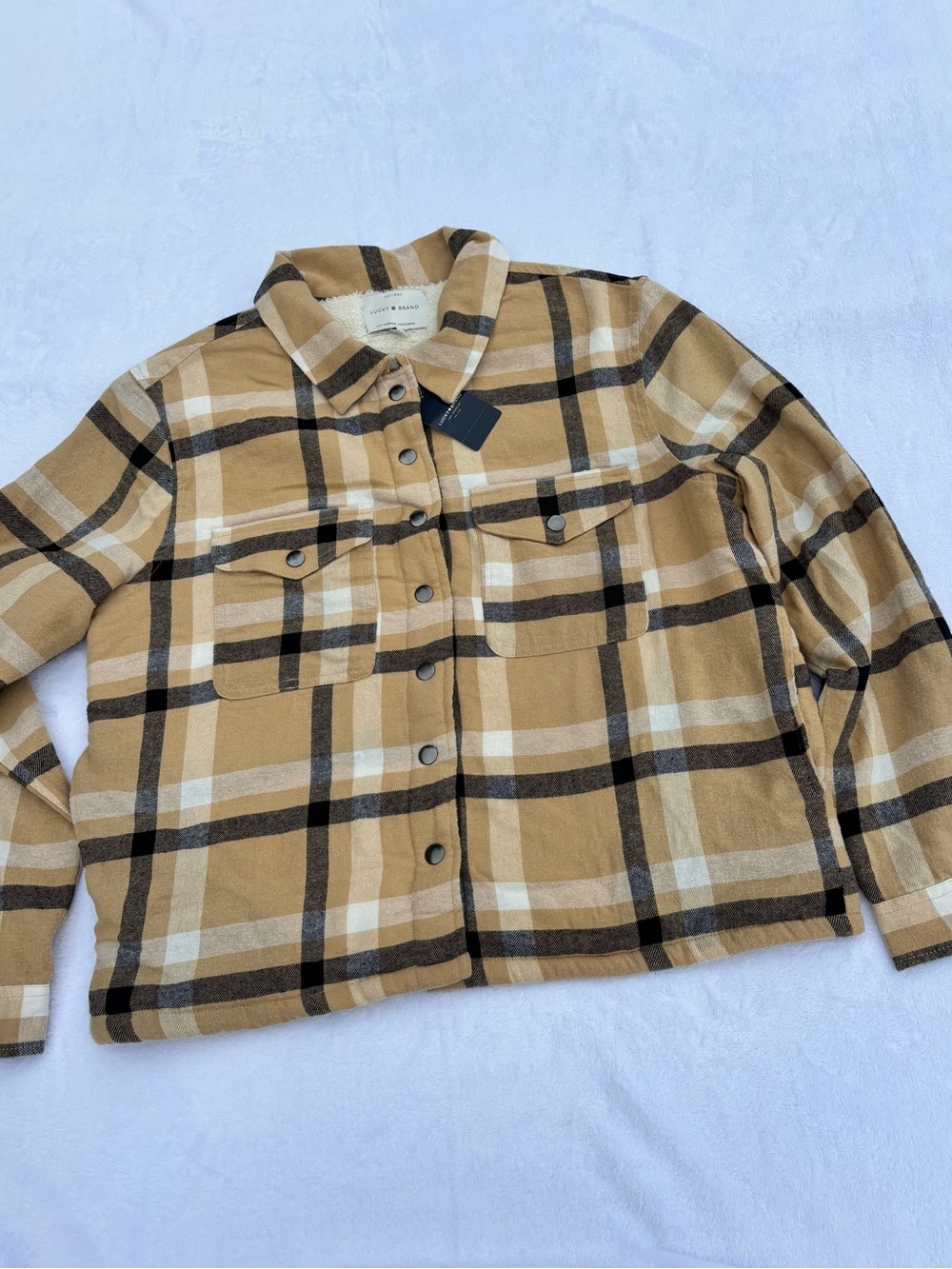 Lucky Brand Plaid Utility Shacket in Tan, Black & Cream Size Medium NWT flaw
